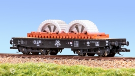 Schirmer Modelleisenbahn 20532 - TT - Schwerlastwagen Rlmmp Zahnradladung, DR, Ep. III